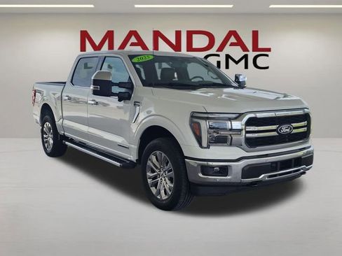 Used 2025 Ford F150 Lariat w/ Equipment Group 501A Mid AWD/4WD image 3