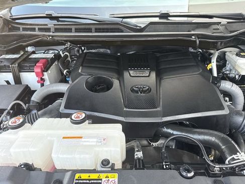 Used 2024 Toyota Tundra SR5 AWD/4WD image 35