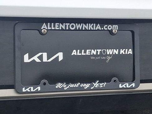 Used 2022 Kia K5 LXS image 31