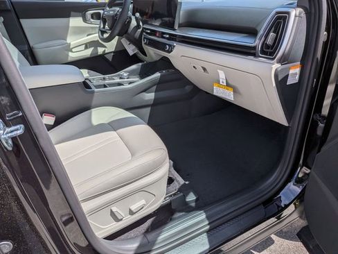 New 2026 Kia Sorento EX FWD image 27
