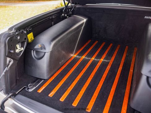 Used 2005 Chevrolet SSR w/ Preferred Equipment Group image 96