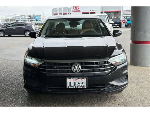Used 2020 Volkswagen Jetta FWD image 3