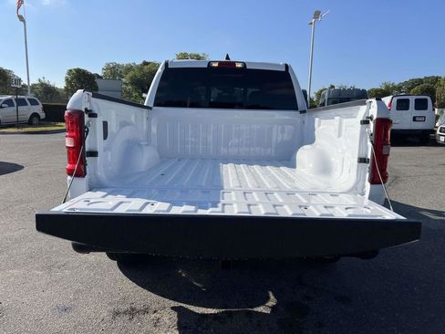 Used 2025 RAM 1500 Big Horn AWD/4WD image 12