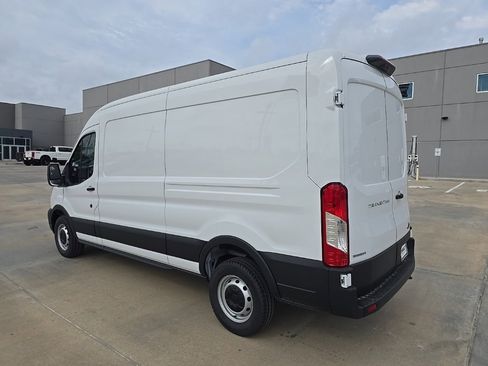 New 2025 Ford Transit 250 148 Medium Roof image 6