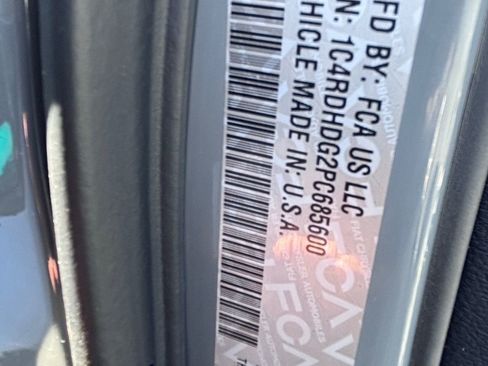 Used 2023 Dodge Durango GT RWD image 11