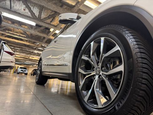 Certified 2022 Acura MDX SH-AWD w/ Technology Package image 10