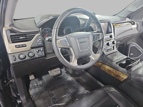 Used 2017 GMC Yukon Denali w/ Open Road Package AWD/4WD image 21