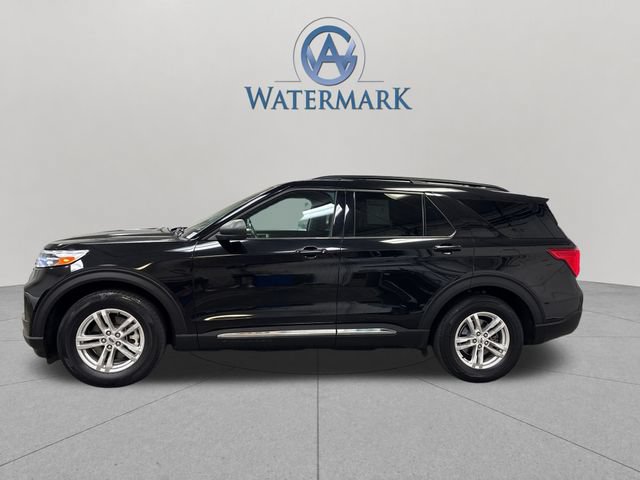 Used 2023 Ford Explorer XLT RWD image 2