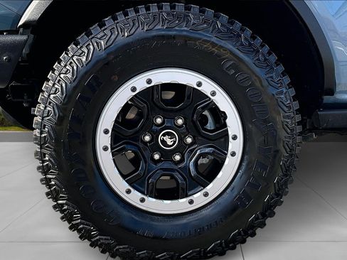 Certified 2024 Ford Bronco Badlands image 36
