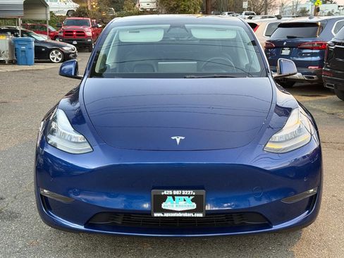 Used 2021 Tesla Model Y Long Range image 10