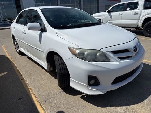 Used 2013 Toyota Corolla S image 10