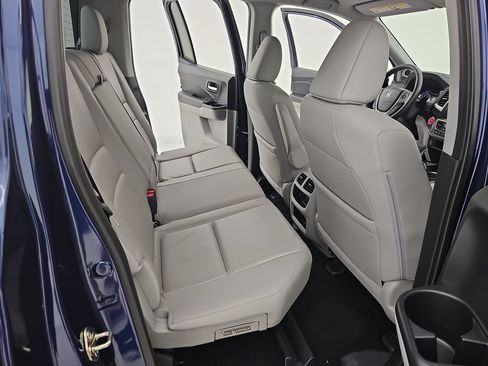 Used 2017 Honda Ridgeline RTL image 13