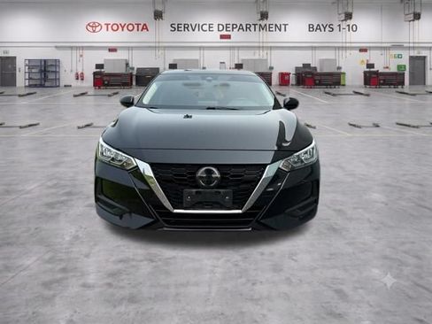 Used 2022 Nissan Sentra SV w/ Trunk Package FWD image 3
