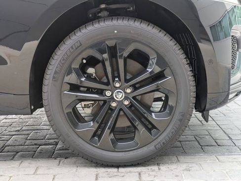 New 2026 Jaguar F-PACE R-Dynamic S image 12