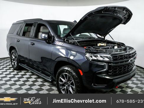 Certified 2023 Chevrolet Tahoe Z71 w/ Luxury Package AWD/4WD image 38
