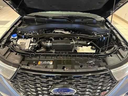 Used 2020 Ford Explorer ST w/ ST Street Pack AWD/4WD image 33
