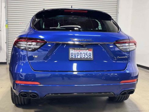 Used 2021 Maserati Levante image 23