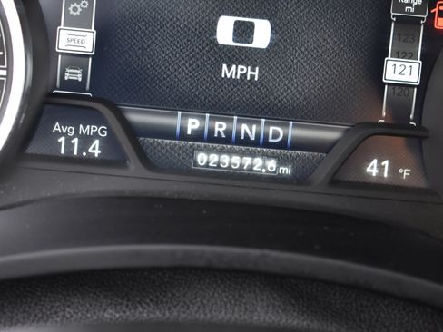 Used 2024 RAM 2500 Big Horn w/ Night Edition image 32