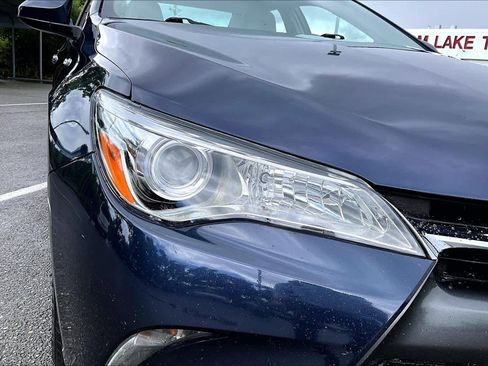 Used 2017 Toyota Camry XLE w/ Convenience Package image 27