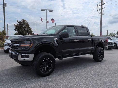 Used 2025 Ford F150 XLT w/ Equipment Group 301A Standard AWD/4WD image 8