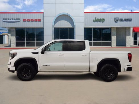 Used 2023 GMC Sierra 1500 AT4X AWD/4WD image 3