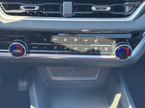 New 2026 Chevrolet Equinox LT w/ Convenience Package II image 20