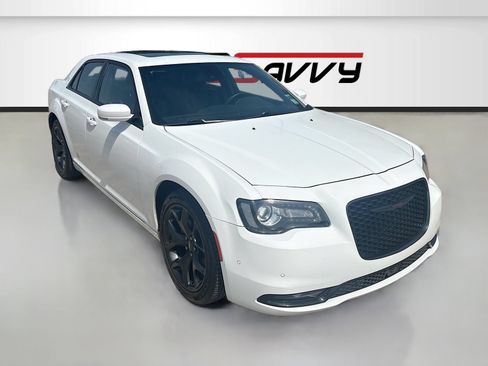 Used 2023 Chrysler 300 S w/ Comfort Group RWD image 1