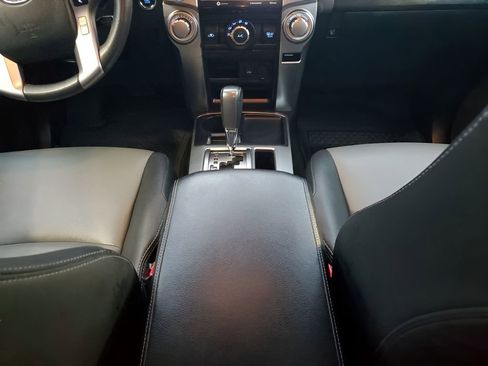 Used 2021 Toyota 4Runner SR5 Premium image 22