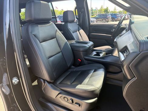 Used 2023 Chevrolet Tahoe Z71 w/ Z71 Off-Road Package AWD/4WD image 29