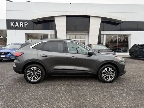 Used 2020 Ford Escape SEL image 6