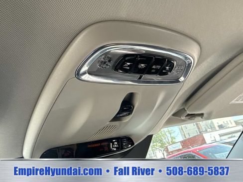 Used 2019 Volvo XC90 T5 Momentum w/ Multimedia Package AWD/4WD image 27