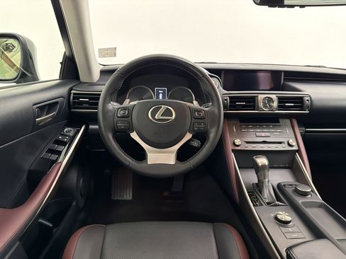 Used 2019 Lexus IS 300 w/ Accessory Package RWD image 27