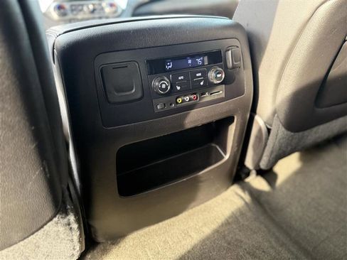 Used 2015 Chevrolet Tahoe LT image 16