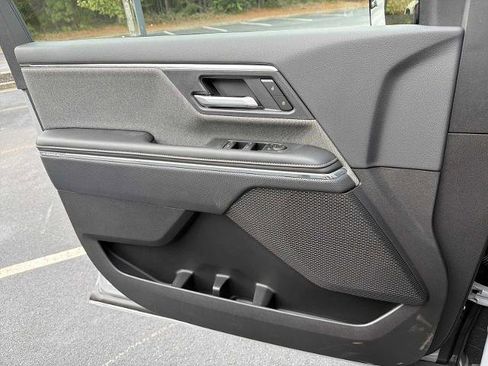 New 2026 GMC Sierra EV Elevation image 15