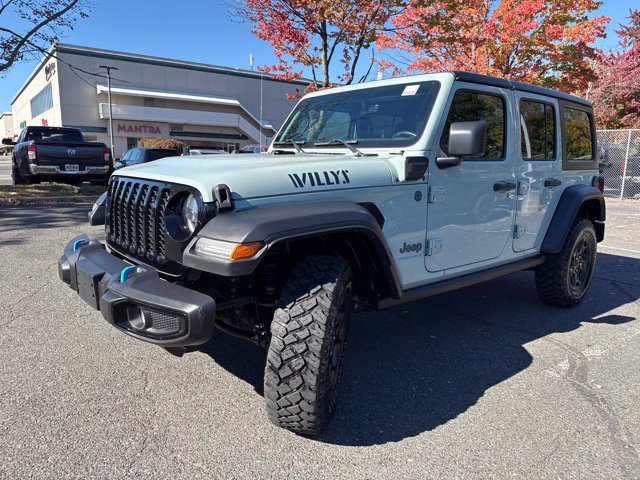 Used 2023 Jeep Wrangler Unlimited w/ Cold Weather Group AWD/4WD image 3