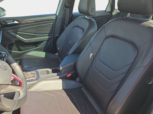 Used 2024 Volkswagen Jetta GLI Autobahn FWD image 17