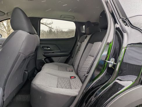 New 2026 Nissan Kicks SV image 9