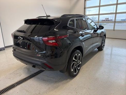 New 2026 Chevrolet Trax RS w/ Driver Confidence Package image 9