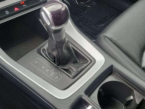 Used 2023 Audi Q3 2.0T Premium AWD/4WD image 12