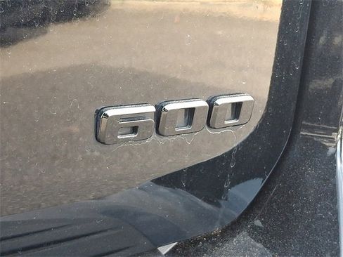 Certified 2023 Cadillac Escalade Sport Platinum w/ LPO, ONYX Package image 33