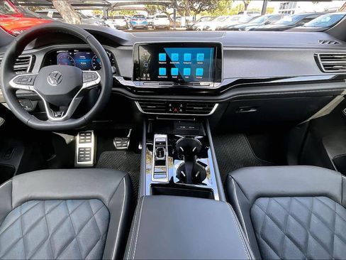 New 2026 Volkswagen Atlas Cross Sport SEL Premium R-Line image 5