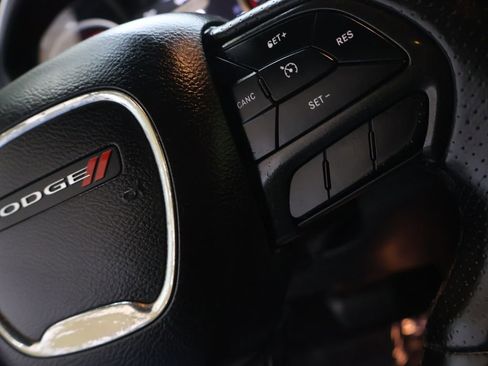 Used 2018 Dodge Challenger R/T RWD image 19