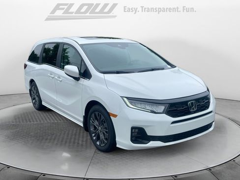 New 2026 Honda Odyssey Touring image 1