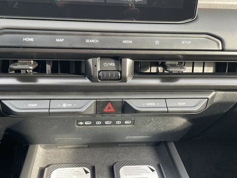 New 2027 Kia Telluride EX image 49