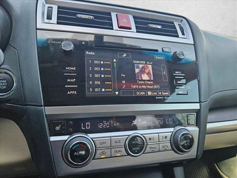 Used 2017 Subaru Outback 2.5i Limited image 13