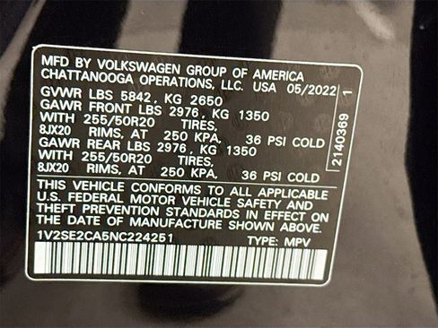 Used 2022 Volkswagen Atlas Cross Sport SEL R-Line image 33