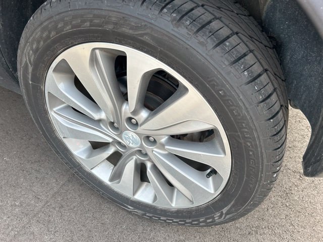 Certified 2020 Buick Encore Preferred FWD image 3