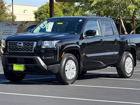 Used 2023 Nissan Frontier SV w/ Technology Package image 15