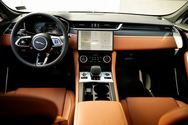 New 2026 Jaguar F-PACE R-Dynamic S AWD/4WD image 33