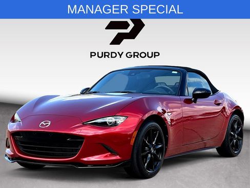 Used 2021 MAZDA MX-5 Miata Club RWD image 4